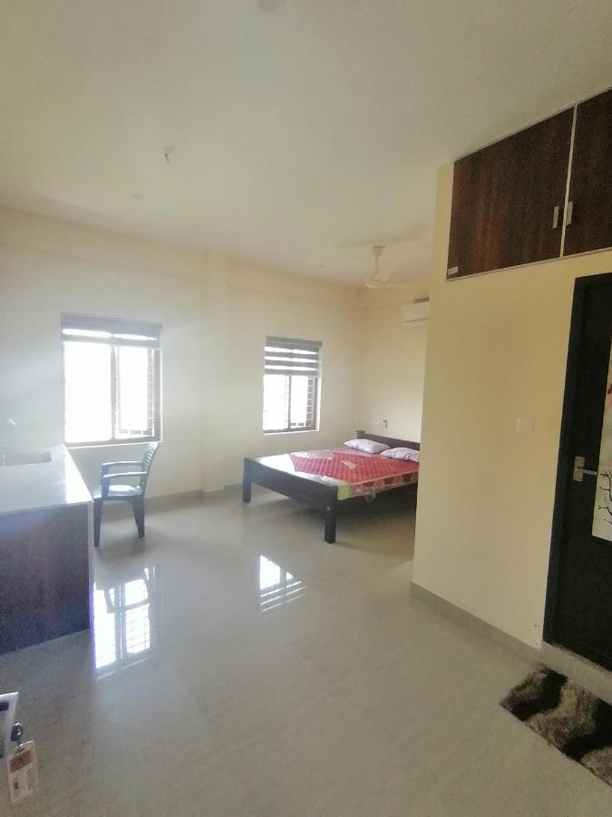 Queens Residency Thrissur Extérieur photo